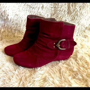 Pure Sole burgundy boots